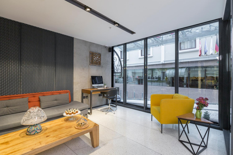 Public Area, Lampa Design Hotel-Special Category, Şişli