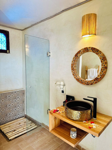 Bathroom 2, Yes We Camps Luxury lodge & spa, Marrakech