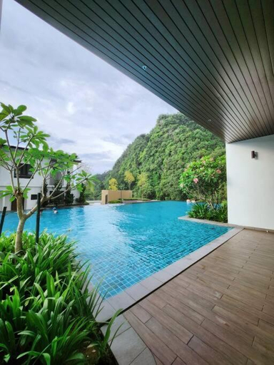 Swimming Pool 4