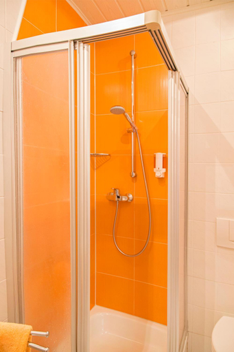 Bathroom 4, Zur Linde, Haßberge
