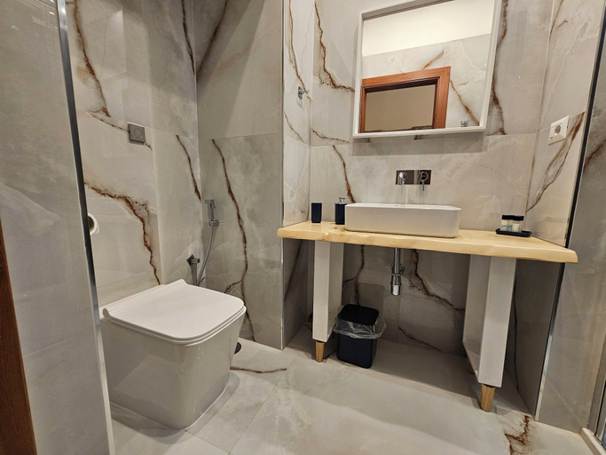 Bathroom 4, The Spanish Palace suites, rooms, apartments & terraces, Napoli
