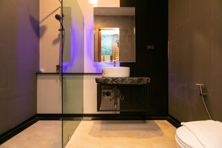 Bathroom 3, Windmill Place Khaoyai, Pak Chong