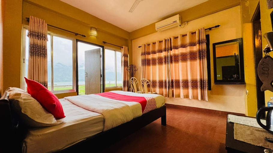 Bedroom 3, Hotel August International, Gandaki