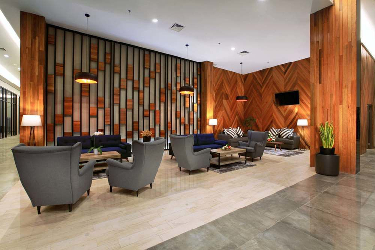 Public Area 30