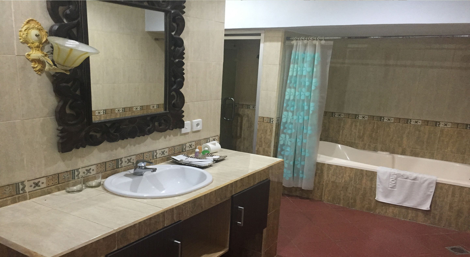 Bathroom 4, Puri Saron Hotel Madangan, Gianyar