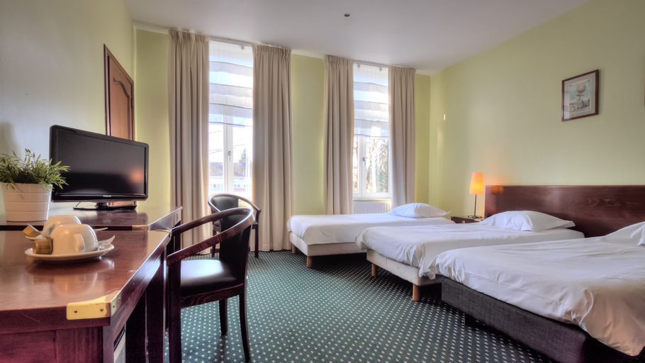 Bedroom 4, Le Monte Cristo, Hainaut
