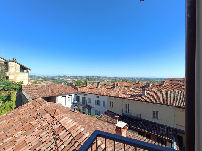Others 4, Locanda della Rocca di Camagna, Alessandria
