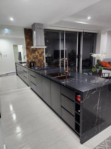 Dining Room 7