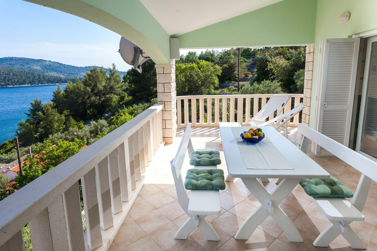 Others 4, Villa Matic, Vela Luka