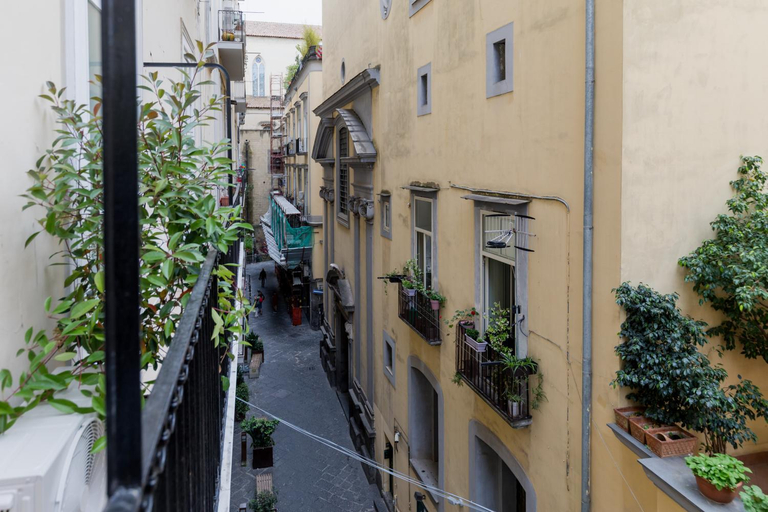 Others 4, Piazza San Domenico Luxury Suites, Napoli
