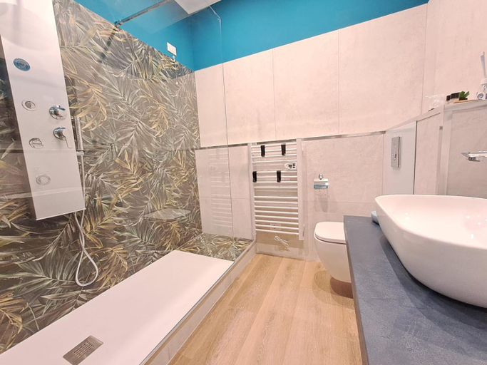 Others 3, Hotiday Relais di Gusto, La Spezia