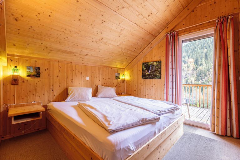 Bedroom 4, Almdorf Stadl by ALPS RESORTS, Murau