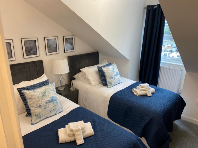 Bedroom 2, Stylish apartment in Watford, Hertfordshire