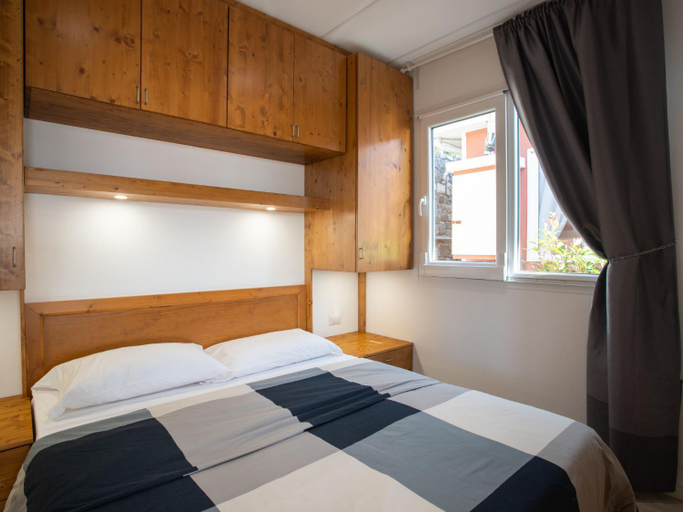 Bedroom 2, Holiday Home Mandorlo - SLR401 by Interhome, Imperia