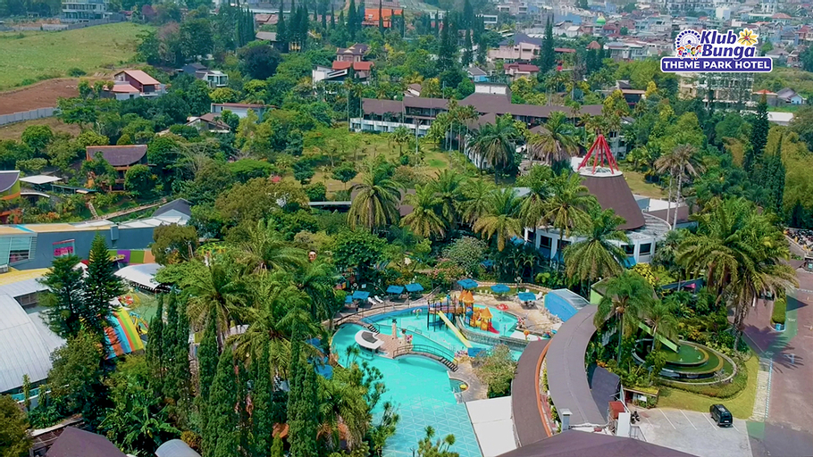Exterior & Views 5, Klub Bunga Theme Park Hotel, Malang