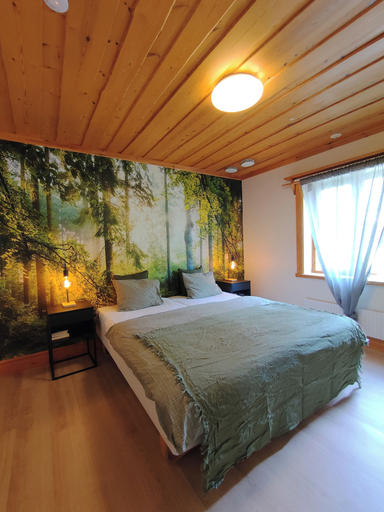 Bedroom 2, Skålsjögården Timber Lodge, Ovanåker