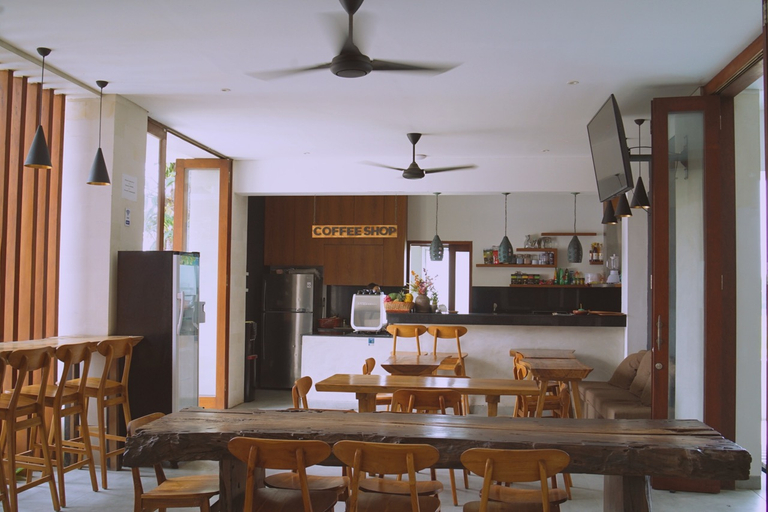 Food & Drinks 4, The KD Suites & Coffee Shop, Badung