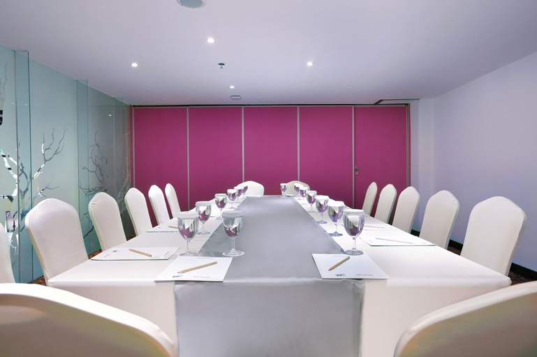 Business Facilities 27