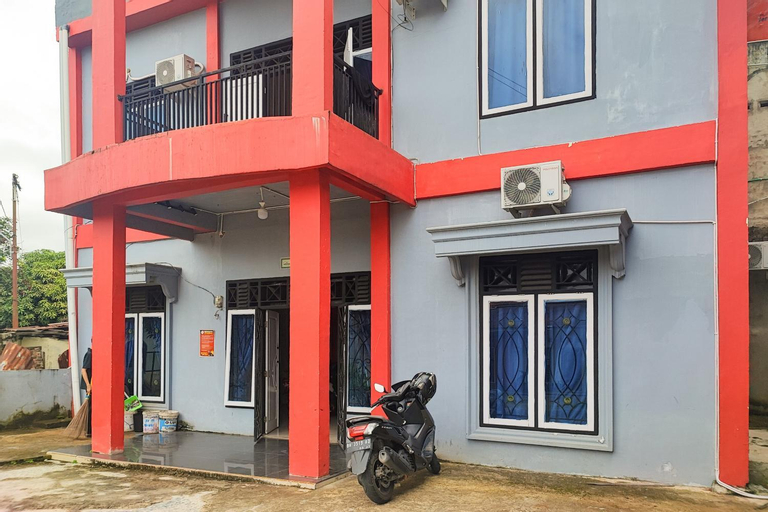 Exterior & Views 2, RedDoorz Syariah near Universitas Jambi Telanaipura, Jambi