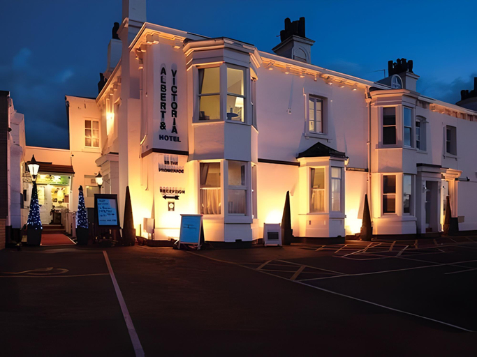 Exterior & Views, Albert And Victoria Hotel, Sefton