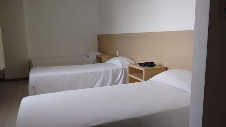 Bedroom 3, Atalaia Apart Hotel, Aracaju