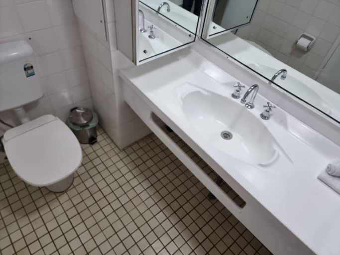 Bedroom 3, Accommodation Sydney City Centre 1 Bedroom Apartment with Balcony, Sydney