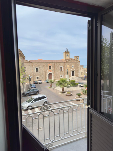 Others 3, Magri Comfort House, Messina