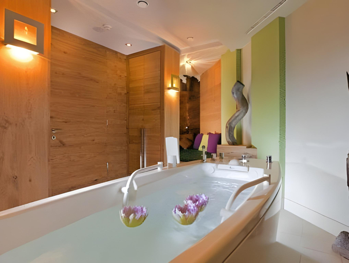 Bathroom 4, Hotel Fliana Ischgl, Landeck