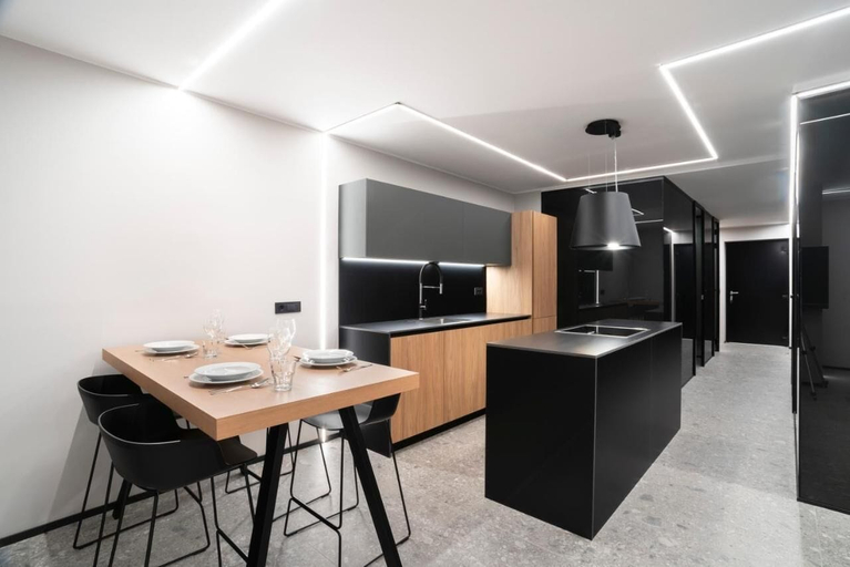 Others 5, Marina Apartment with Terrace Burin 100, Piran