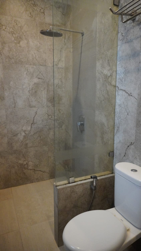 Bathroom 5, Villa Dalia Puncak R4/19, Cianjur