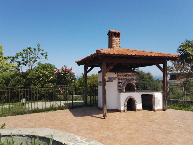 Others 5, Villa Anna, Central Macedonia