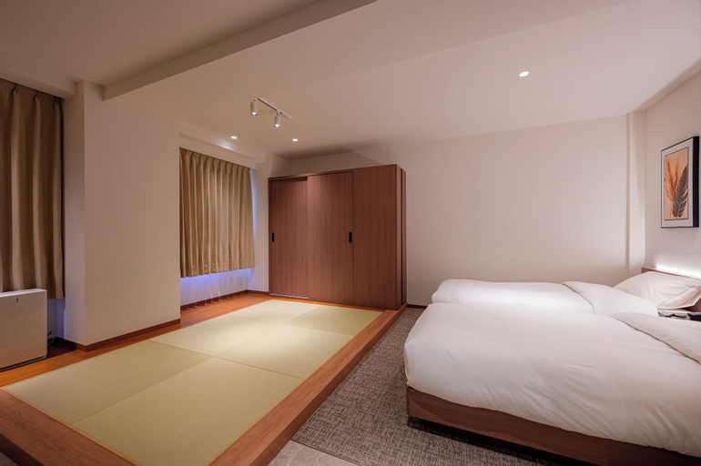 Bedroom 2, COCOYO HOTEL Otsuka, Toshima