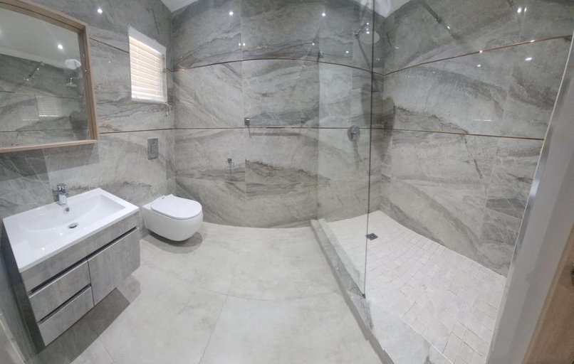 Bathroom 4, Casa De Luxe, iLembe