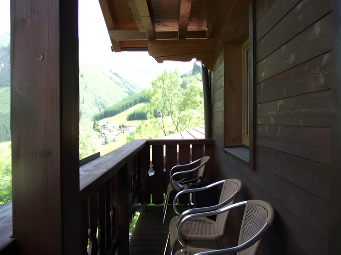 Others 5, Chalet Rotenstein, Reutte