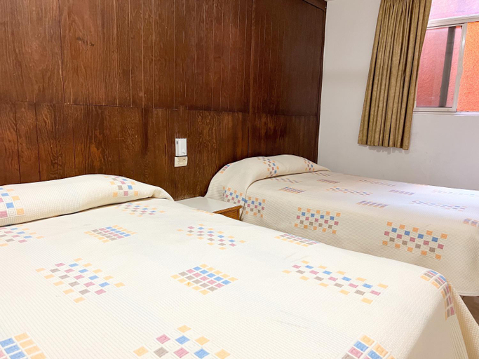 Others 4, Hotel Argentina, Aguascalientes