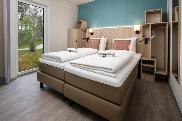 Bedroom 2, Terhills Resort by Center Parcs, Limburg