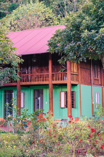 Exterior 17