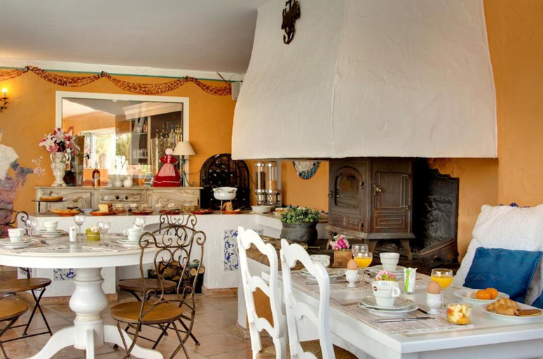 Others 5, Hôtel La Tramontane, Bouches-du-Rhône