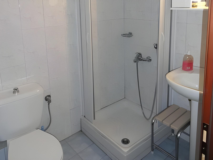 Bathroom 2, Porto Vistonis, East Macedonia and Thrace