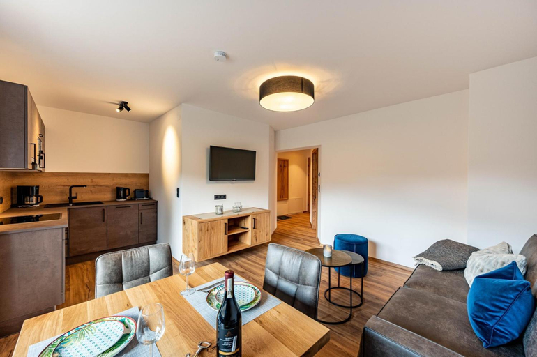 Others 2, Rustika - Appartements & Spa, Reutte