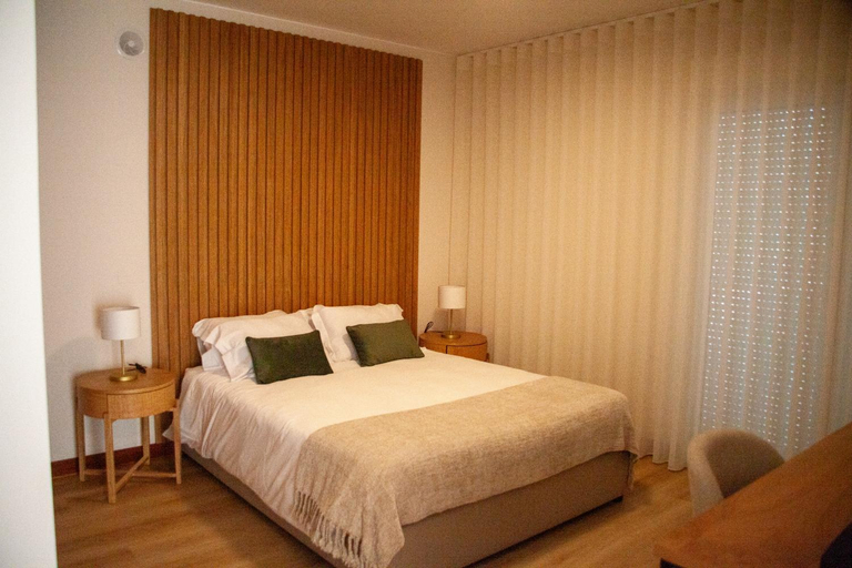 Others 4, NR Suites - Alojamento Local, Mealhada