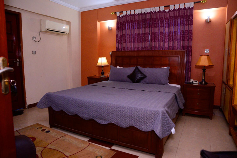 Bedroom 2, Mir Continental Hotel, Azad Kashmir