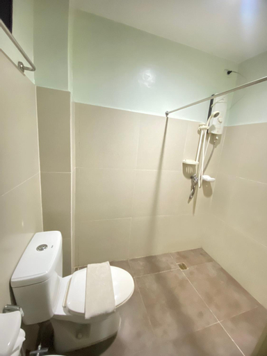 Bathroom 6