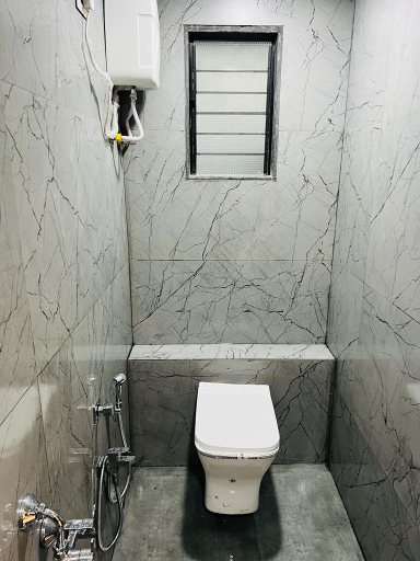 Bathroom 5, Hotel New City Light, Surat