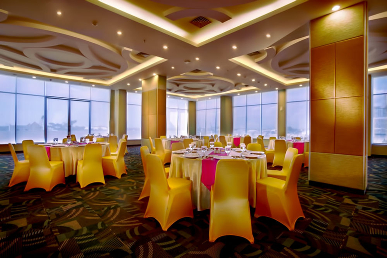 Business Facilities 30