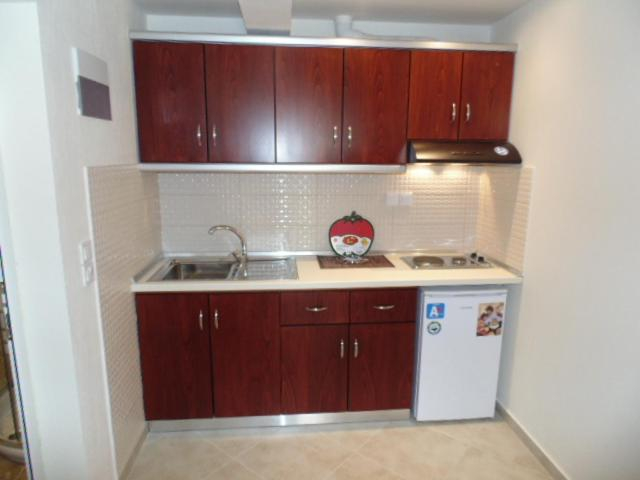 Others 5, Billy's House, Central Macedonia