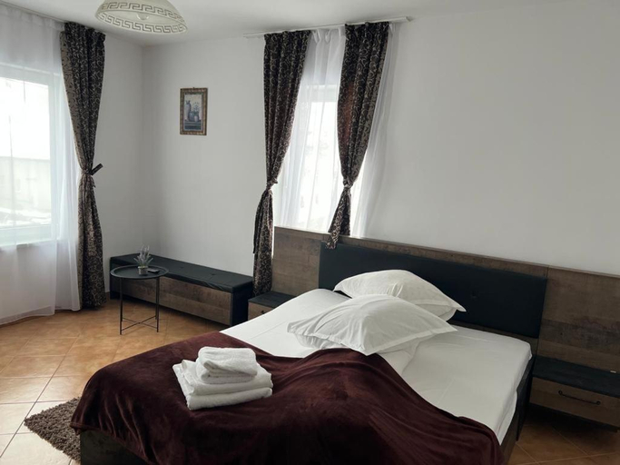 Bedroom 2, Elitegasthaus Moieciu A, Moieciu De Jos