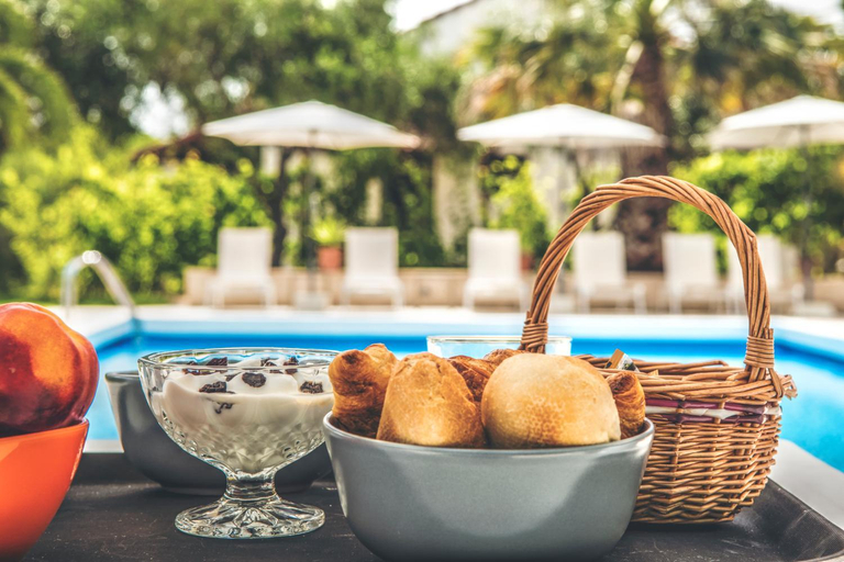 Food & Drinks 4, The Palm Garden, Ionian Islands