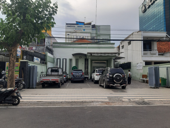 #N/A, Surabaya