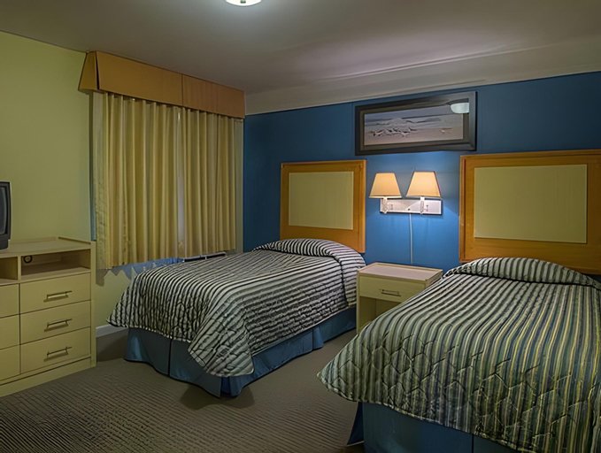 Bedroom 2, Royal Atlantic Beach Resort, Suffolk